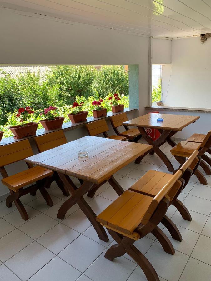 Casa Pestelui Ξενοδοχείο Două Mai Εξωτερικό φωτογραφία